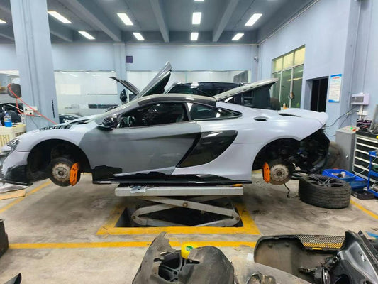 McLaren 675LT Style Conversion Body Kit - MP4-12C / 650S