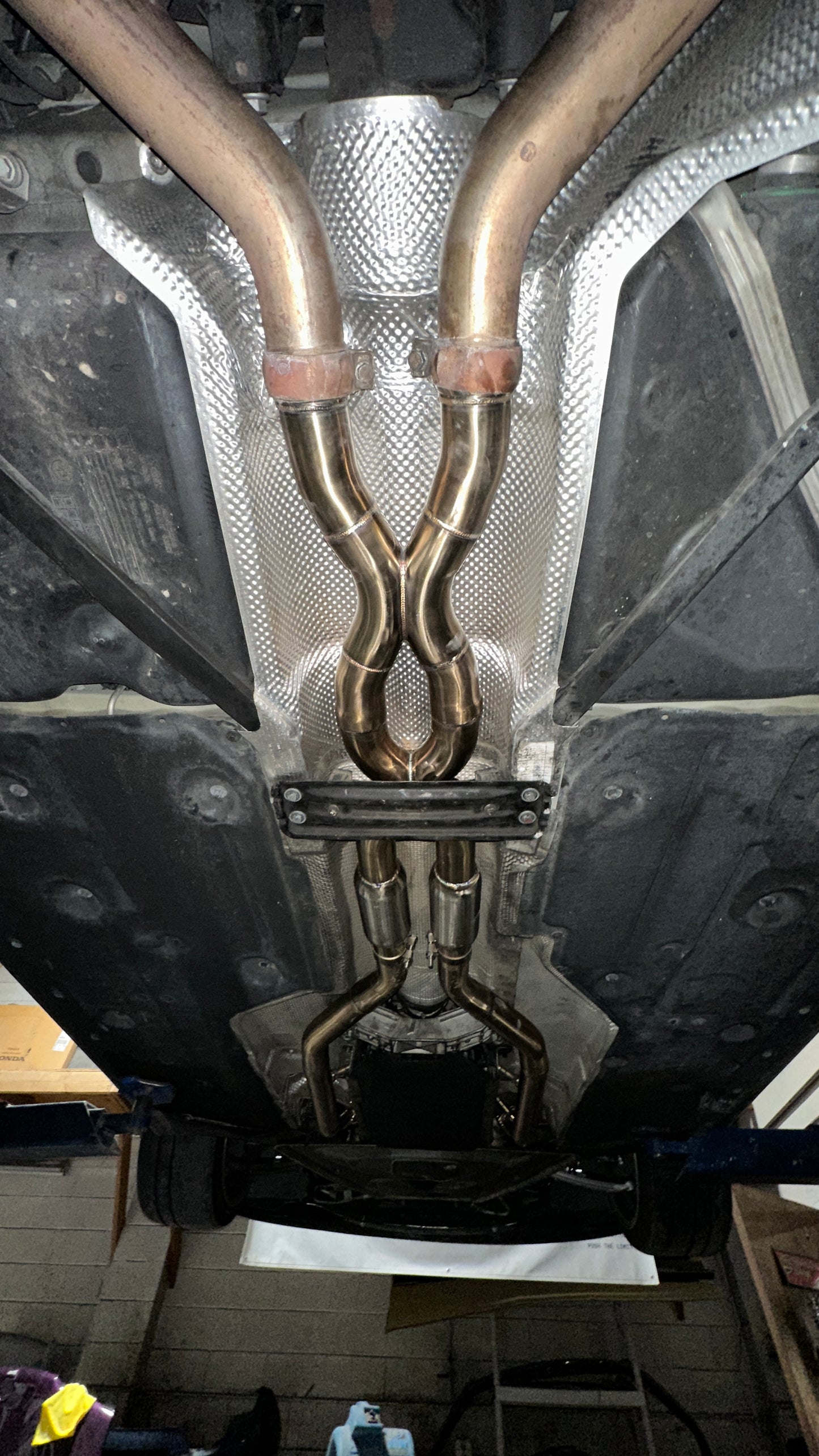 Equal Length Mid Pipe - BMW E90 M3 E92 / E93 | S65 Engine
