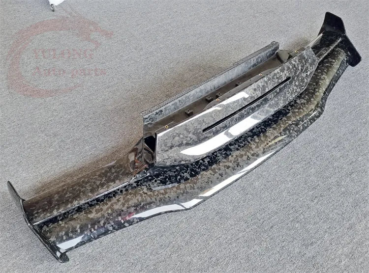 V Style Carbon Fiber Spoiler - Lamborghini Huracan