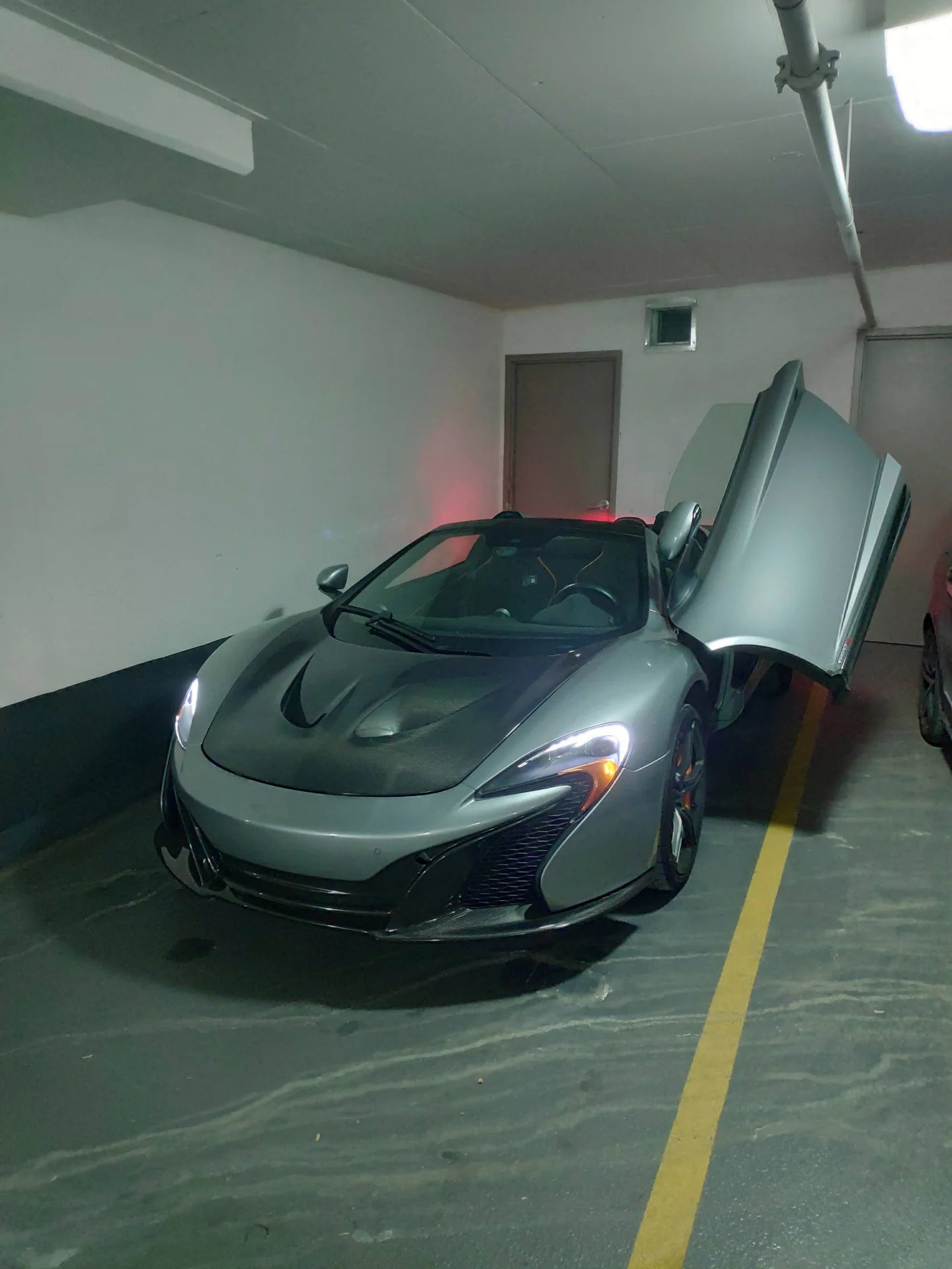 P1 Style Cabon Fiber Hood Bonnet - McLaren 650S