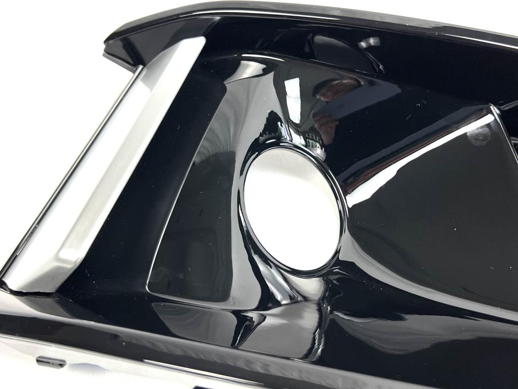 RS4 Style ABS Fog Lamp Covers - Audi RS4 / A4 B9