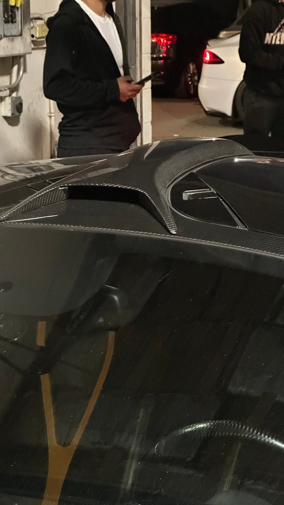 Novi Style Dry Carbon Fiber Roof Air Intake Scoop - McLaren 720S Coupe