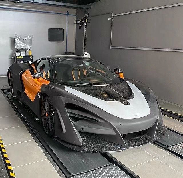 NVT Limited Edition Prepreg Carbon Fiber Body Kit - McLaren 720S