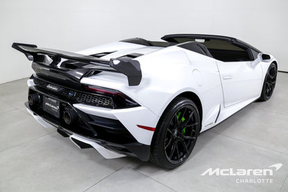 V Style Carbon Fiber Spoiler - Lamborghini Huracan