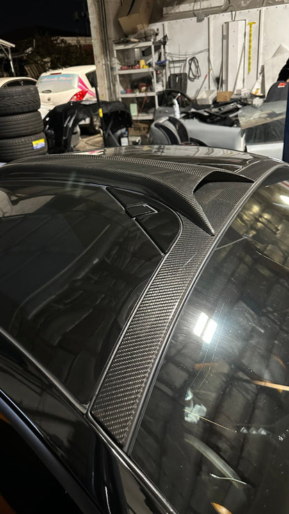 Novi Style Dry Carbon Fiber Roof Air Intake Scoop - McLaren 720S Coupe