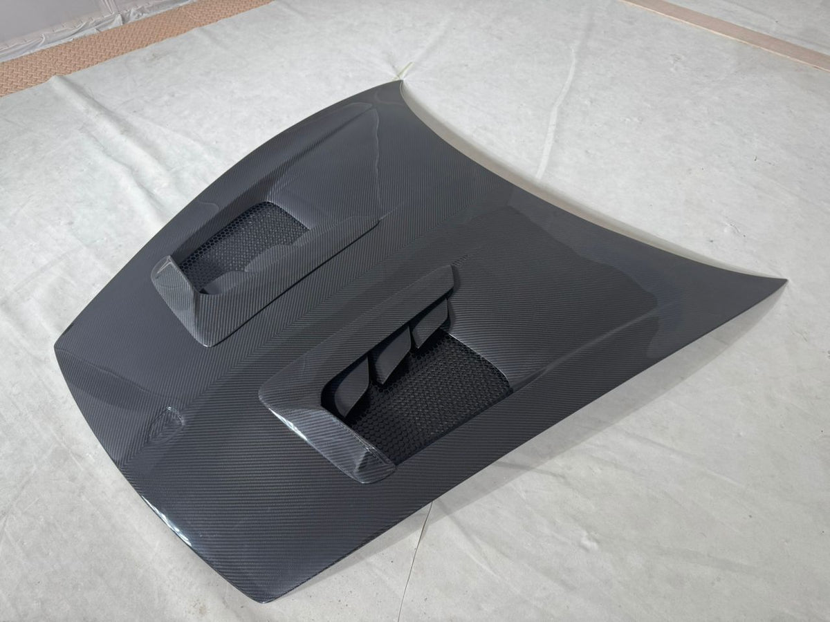 Prepreg Carbon Fiber GT3 RS Style Vented Hood - Porsche 911 992 2020+