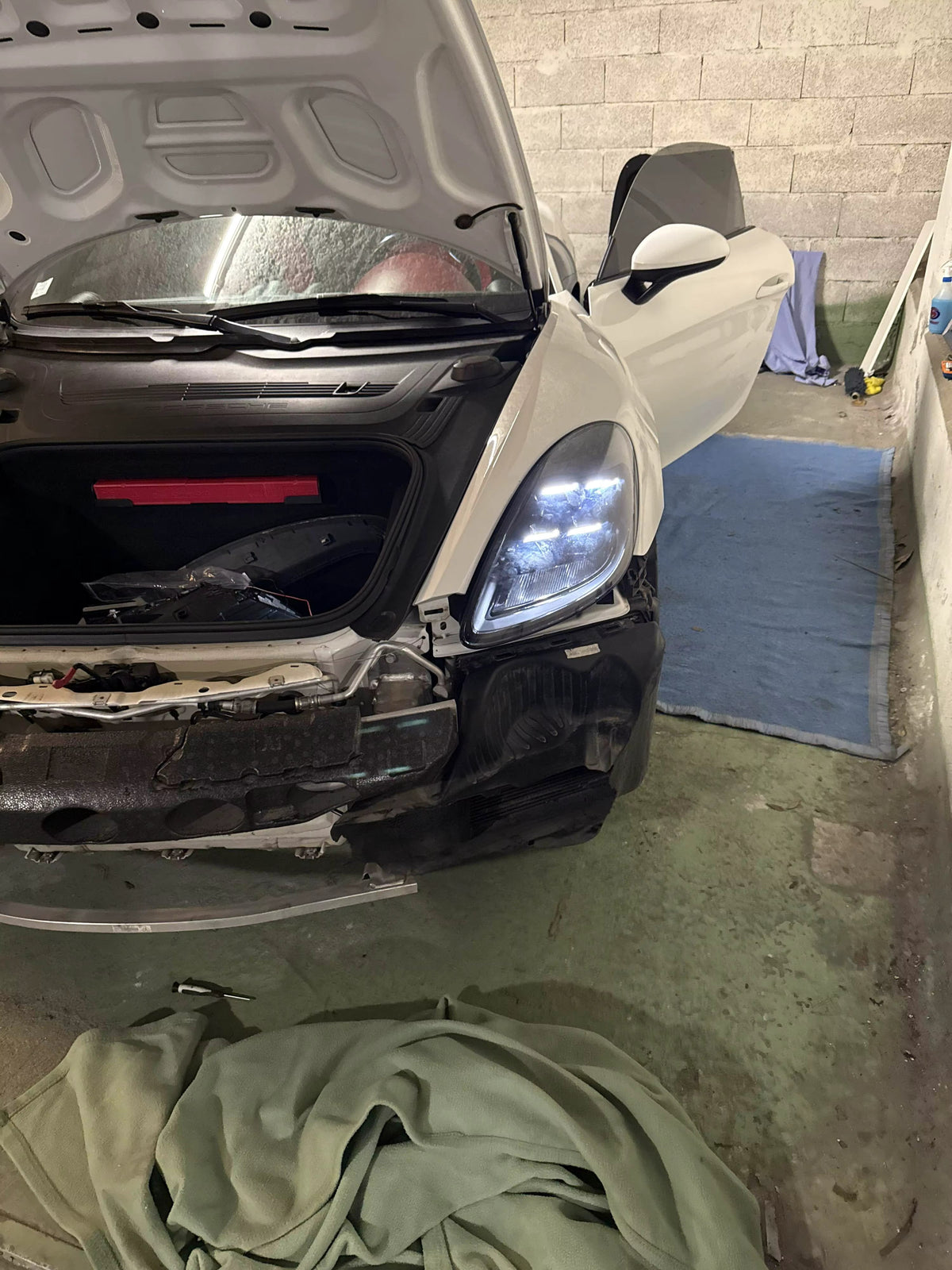 LED Matrix Style Headlight Replacement Upgrade - Porsche 718 Boxster / Cayman 982 2016-2023