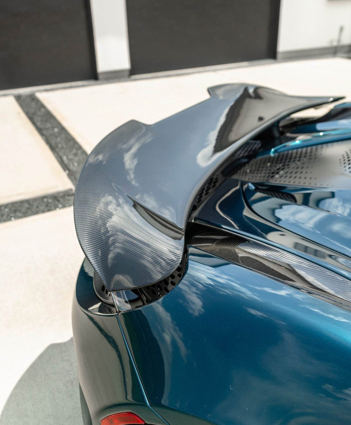 765LT Style Dry Carbon Fiber Rear Wing Spoiler - McLaren 720S