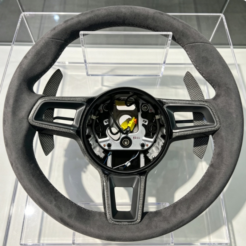 Custom Carbon Fiber LED Steering Wheel - Porsche 911 / 718 / Macan / Cayenne / Panamera / 918
