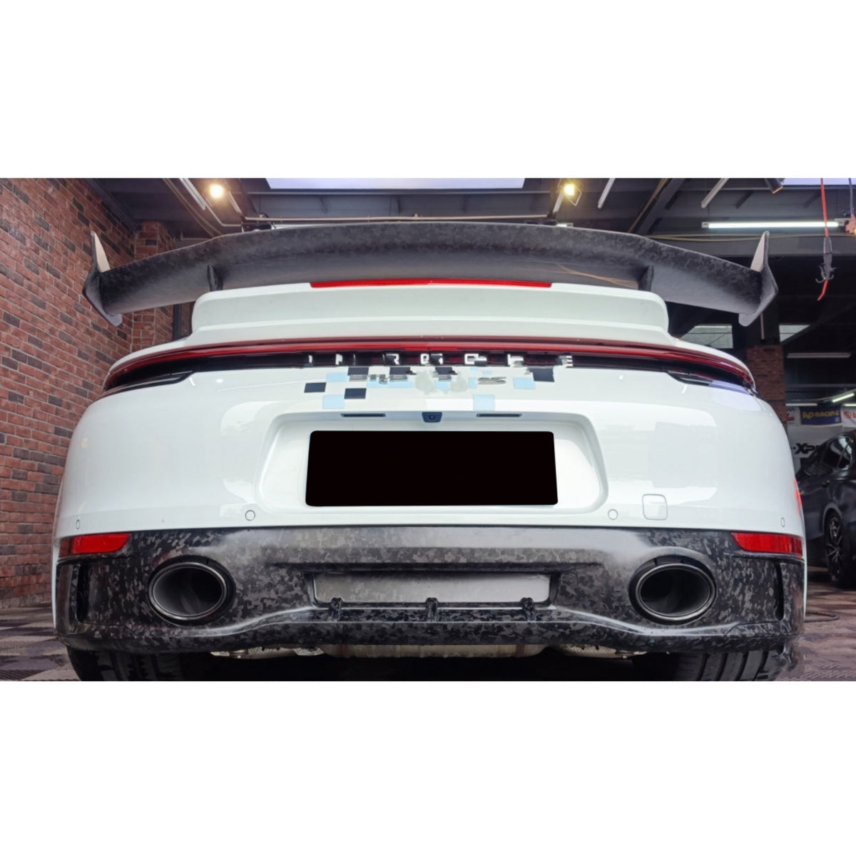 Prepreg Carbon Fiber DE Style Rear Diffuser - Porsche 911 992.1 Carrera S Sport Exhaust 2020-2024