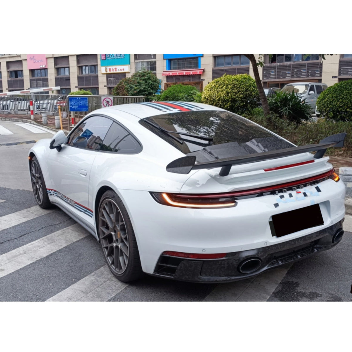 Prepreg Carbon Fiber DE Style Rear Diffuser - Porsche 911 992.1 Carrera S Sport Exhaust 2020-2024