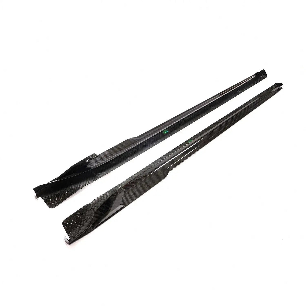 Carbon Fiber Prepreg Finned Side Skirt V3 - Porsche 911 991.2 Carrera 4 GTS 2017-2019