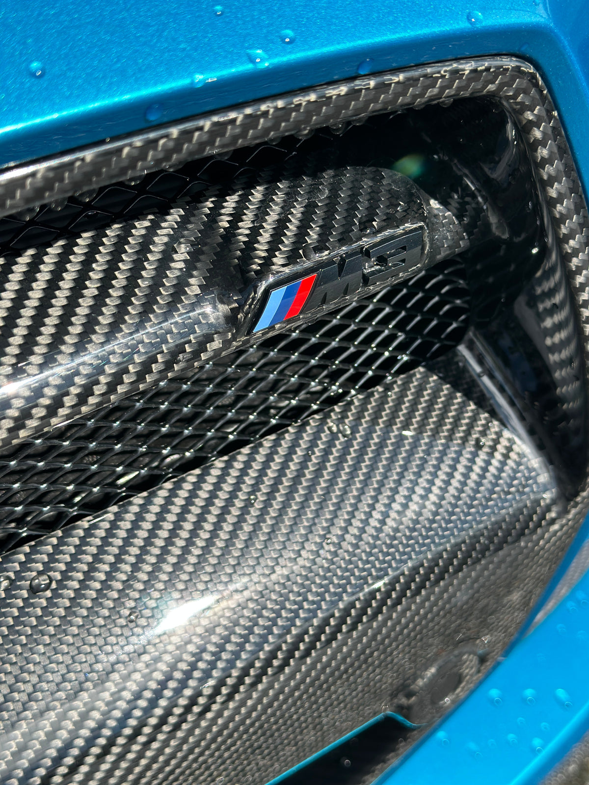 VR Style Carbon Fiber Front Grilles – BMW M3 G80 & M4 G82/G83 (2021+)