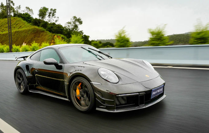Dry Carbon Fiber Vented Front Fenders - Porsche 911 992 Turbo S 2020+